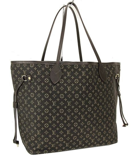 louis vuitton neverfull monogram tote.